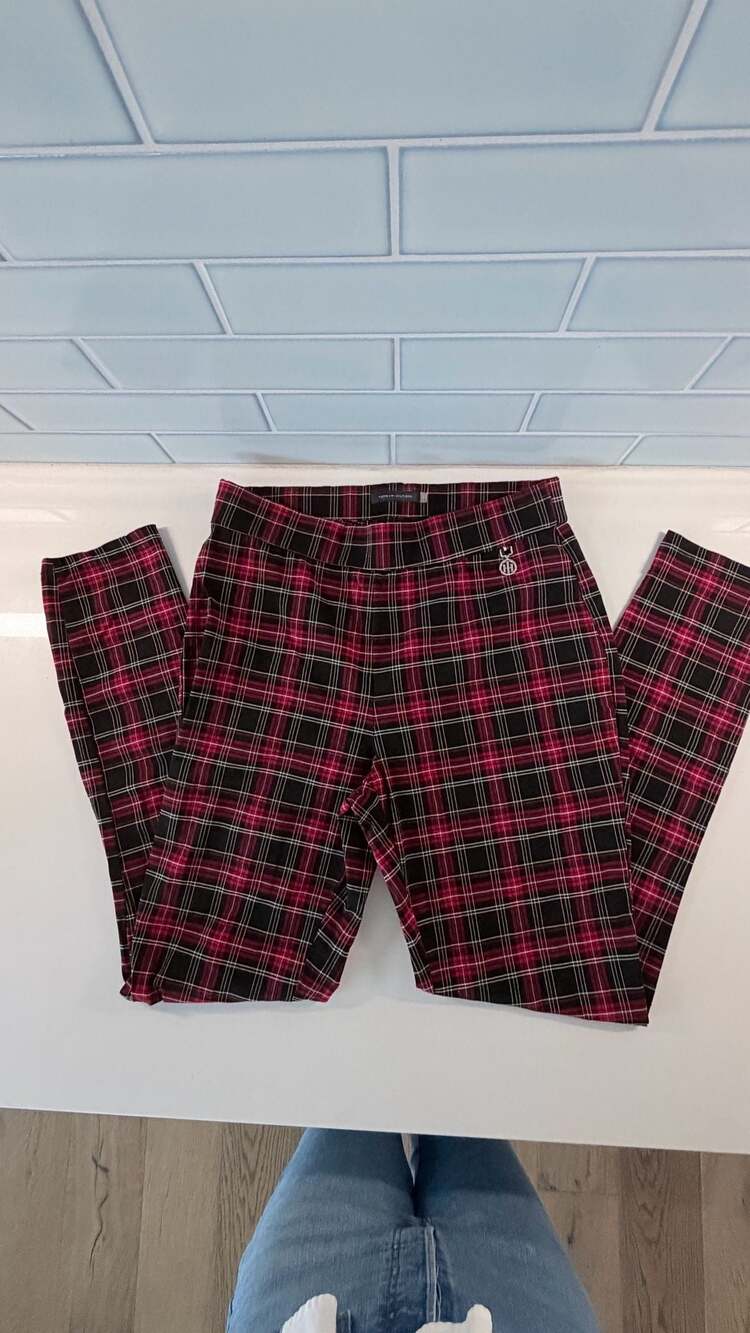 Tommy Hilfiger Women's Red Black Plaid Slim Fit Stretch Ankle Pants Size 8
